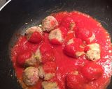 Foto del passaggio 4 della ricetta Spaghetti con polpette