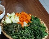 Foto langkah ke 4 dari resep Jukut Urap Khas Bali.