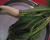 मूली की नमकीन पूरी (mooli ki namkeen poori recipe in Hindi) रेसिपी चरण 1 फोटो