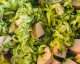 Une image de l'étape 1 de Salade de courgettes estivales.