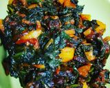A picture of step 6 of Aloo palak sabzi.