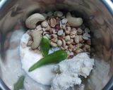 A picture of step 1 of Lasooni Methi Chicken.