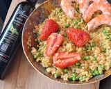 Une image de l'étape 2 de Salade de lentilles corail, fraises, petits pois et crevettes.