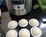 Foto langkah ke 2 dari resep Burger Bakpao isi Ayam masak Kecap.