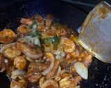 Foto langkah ke 5 dari resep Udang goreng mentega ala resto seafood halal.