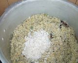 A picture of step 5 of Rice Upma.