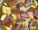 A picture of step 5 of Green Curry Chicken (Gaeng Keow Wan Gai).