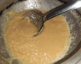 A picture of step 2 of Yellow Suji Halwa.