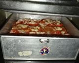 Foto langkah ke 7 dari resep Pizza Kotak Empuk (Tanpa Ulen).