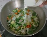 Foto langkah ke 3 dari resep Capcay Kuah.