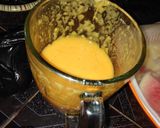 A picture of step 1 of Mango juice.