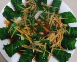 Hình bước làm 4 của món Cải xanh cuộn chả cá