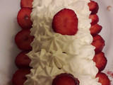 Pionono con frutillas y chantilly 🍓🍓