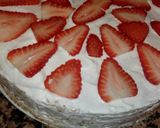 Foto del paso 6 de la receta: Tarta de nata y fresas