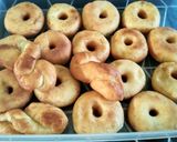 Foto langkah ke 3 dari resep Donat Santan.
