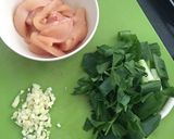 Foto langkah ke 1 dari resep Nasi Capcay ayam special.