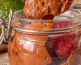 Foto del paso 1 de la receta: Mousse de chocolate exprés 3 ingredientes