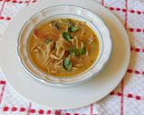 A picture of step 5 of Spicy, cheesy Tomato, mushroom noodle soup.