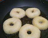 Foto langkah ke 6 dari resep Donat Kentang.