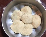 A picture of step 4 of Mini Dal Paratha.