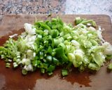 Foto del paso 6 de la receta: Tarta de puerro y cebolla de verdeo