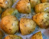Foto del paso 3 de la receta: Patatas con miel y especias al horno