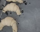 صورة لخطوة 4 من وصفة كرواصون صنع منزلي 🥐