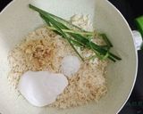 A picture of step 2 of Nasi Lemak/ Malaysian rice.
