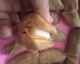 Foto langkah ke 3 dari resep Bolen Pisang Coklat Keju.