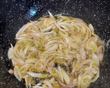 Foto del paso 3 de la receta: Hígado ternera encebollado