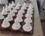 Foto del paso 1 de la receta: Merengue chocolatado navideño 🎄