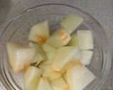 Foto del paso 3 de la receta: Melón con Jamón