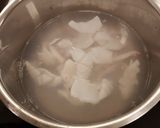 Foto del passaggio 3 della ricetta Alghe e calamari in salsa piccante (Miyok ogingho mucim)