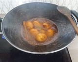 Foto langkah ke 3 dari resep Telur Petis (tidak pake minyak dan santan).