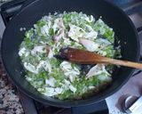 Foto del paso 7 de la receta: Arroz con roux de curry japonés, huevas y cocochas de calamar