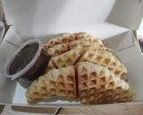 Foto langkah ke 3 dari resep Croffle Praktis dan Crunchy.