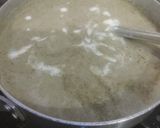 A picture of step 4 of Cream of Mushroom Soup With Spinach-Methi Egg Sandwich.