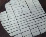 A picture of step 5 of Namkin Mathri.
