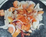 A picture of step 6 of Maharashtrain Misal Pav.