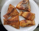 Foto langkah ke 3 dari resep Ikan Pesmol (Masak Kuning).