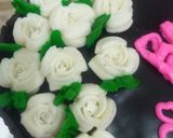 Foto langkah ke 3 dari resep Butter cream kokoh untuk membuat bunga.