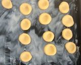 Foto del paso 3 de la receta: Galletitas Pepas