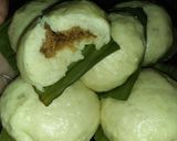 Foto langkah ke 7 dari resep Kue Pao isi inti kelapa.