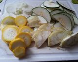 Foto del paso 1 de la receta: Pizzas🍕de vegetales🥗en pan turco🍕