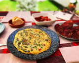 Foto del paso 5 de la receta: Tortilla de cecina, chips de patatas y acelgas