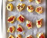 Une image de l'étape 4 de Mini feuilletés chèvre frais - figues (et aux noix - jambon cru).
