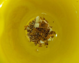 Foto del paso 1 de la receta: Ensalada de tomate y aliño crujiente