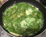 รูปขั้นตอนการทำที่ 2 ของ น้ำพริกกะปิ ไข่ชะอม ปลาทูทอด
