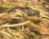 Foto del paso 5 de la receta: Fideos udon salteados con secreto ibérico