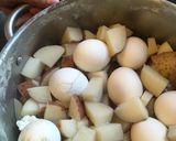 Foto del paso 2 de la receta: Ensalada de papas con cebolla de verdeo